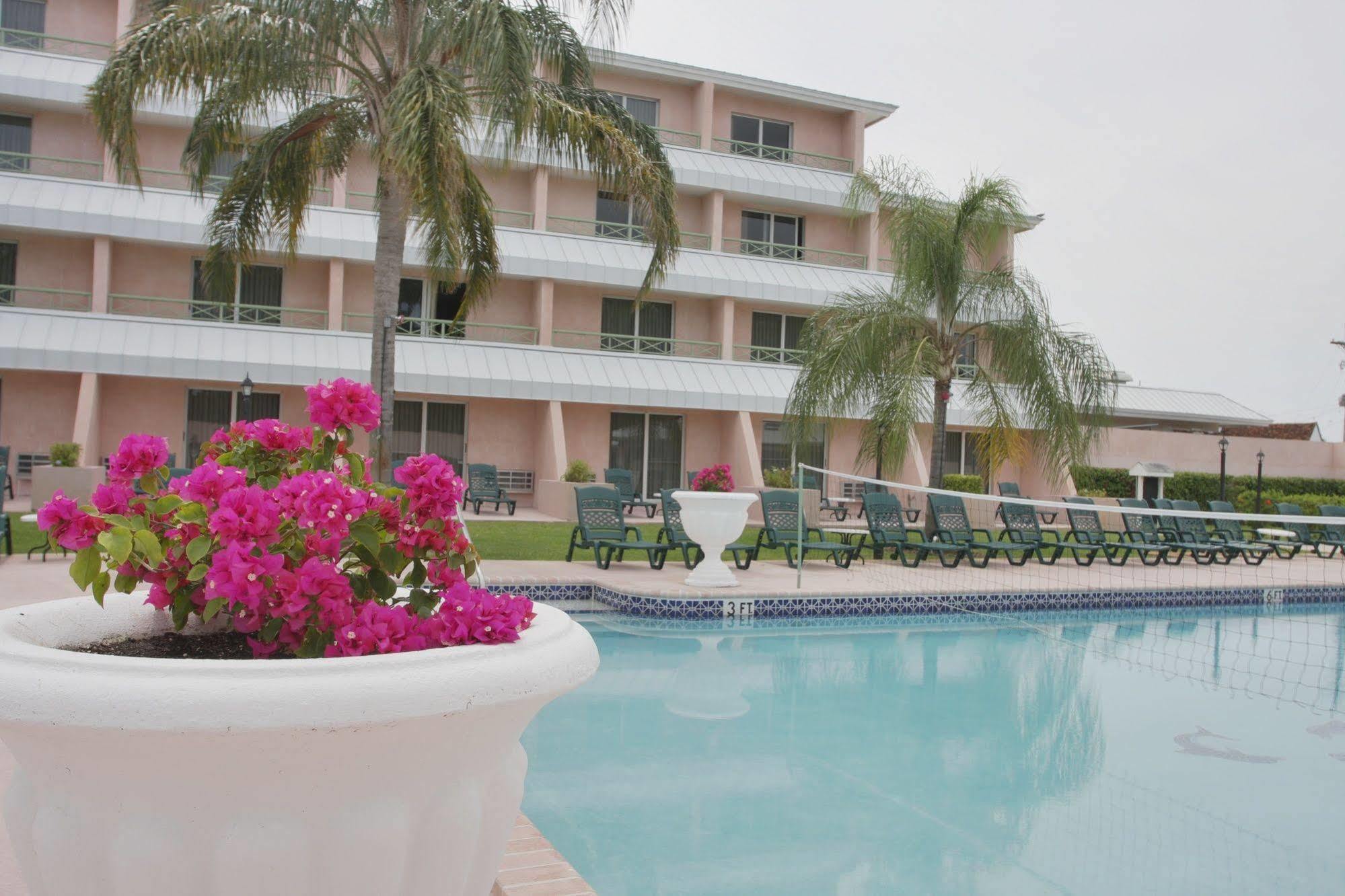 Castaways Resort And Suites Freeport Luaran gambar